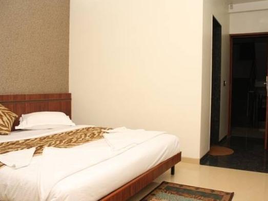 Treebo Trend Royal Kourt Aurangabad Hotell Exteriör bild