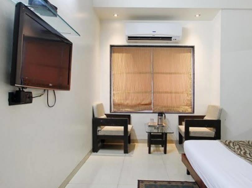 Treebo Trend Royal Kourt Aurangabad Hotell Exteriör bild