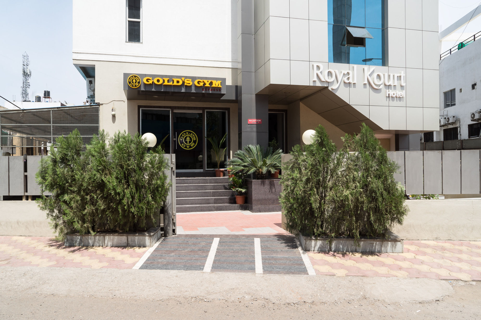 Treebo Trend Royal Kourt Aurangabad Hotell Exteriör bild